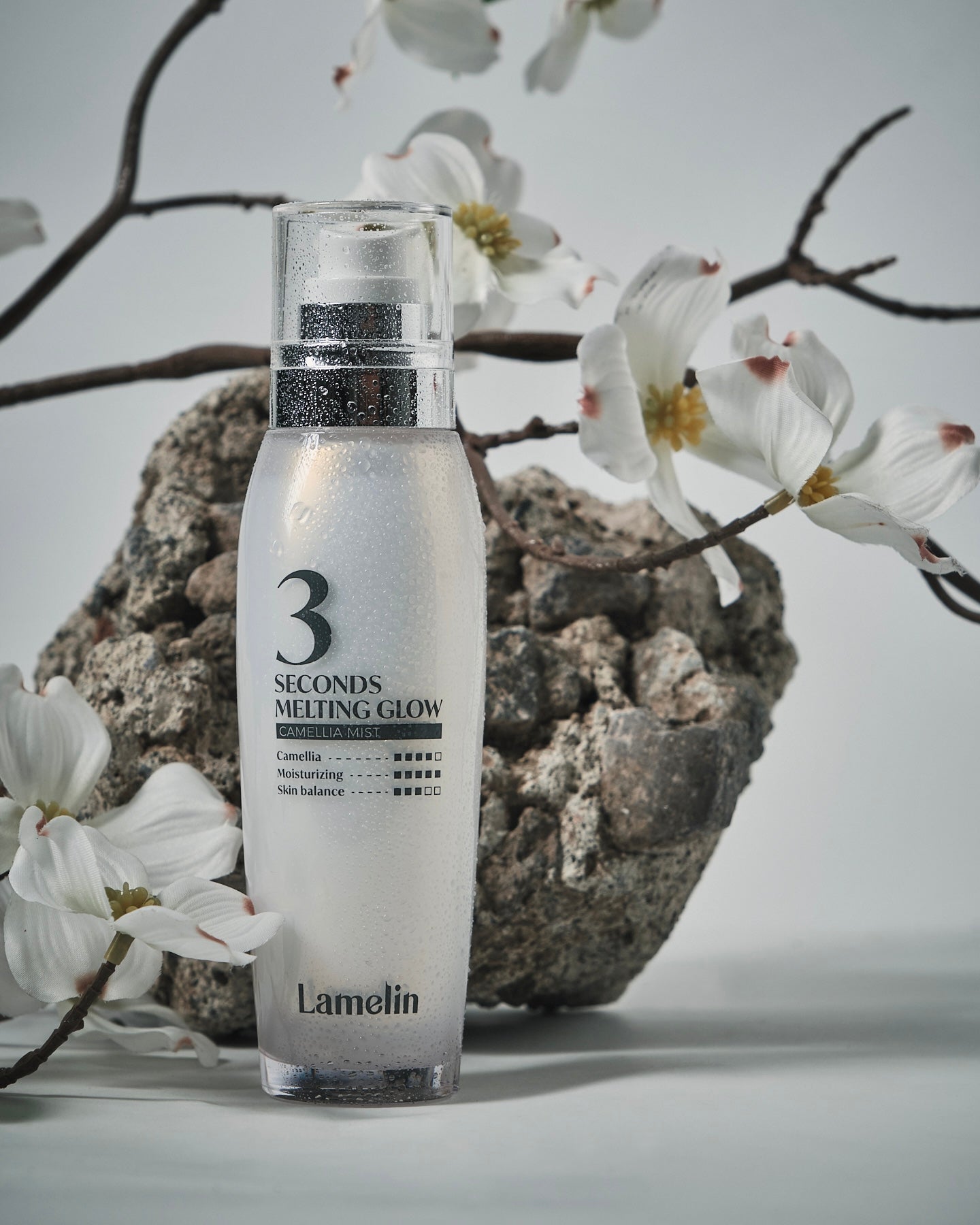3 Seconds Melting Glow Camellia Mist